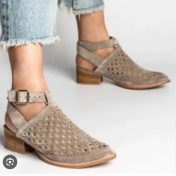 Jeffrey Campbell Anthropologie Rebus Shooties Size 9.5 - Picture 2 of 14